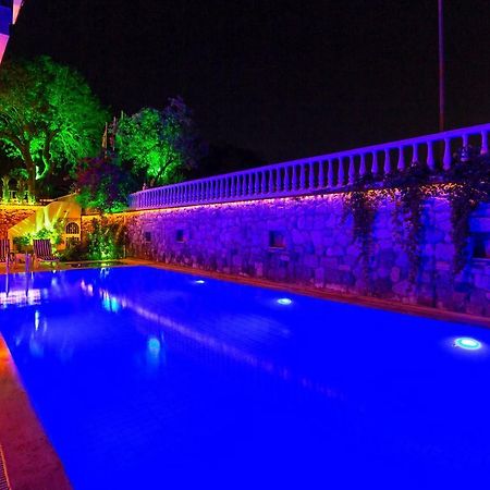 Kabasakal Otel Çeşme Exterior foto